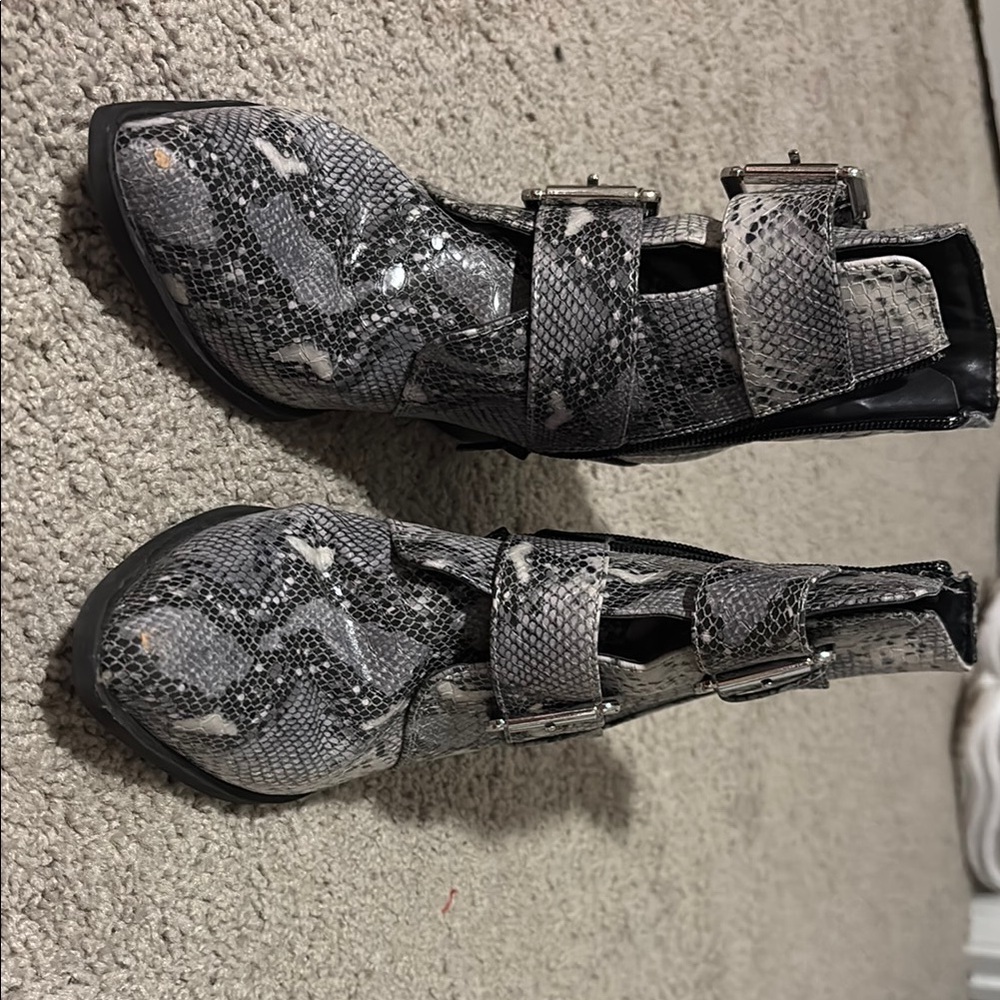 Esprit Black and Gray Ankle Booties with Textured Design